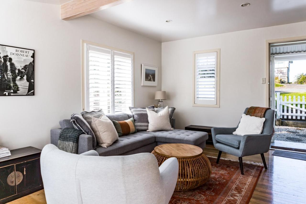 Kowhai Cottage & Studio Raglan Bagian luar foto